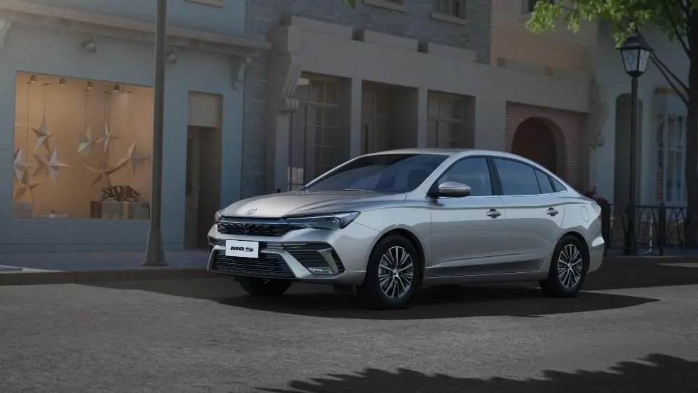 مواصفات إم جي 5 2025 ستاندرد الشكل الجديد في السعودية